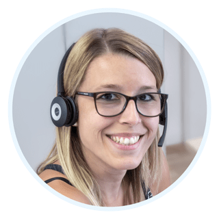 Anna Lenfers, responsable du service client chez puzzleYOU